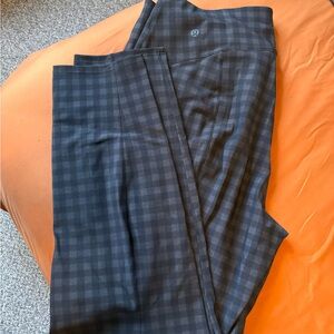 lululemon athletica Woman’s Plaid Pants - Dark Gray